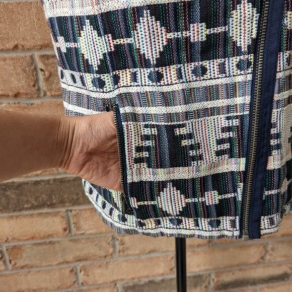 Kenneth Cole Reaction asymmetrical zip Aztec vest jacket - Picture 5 of 9